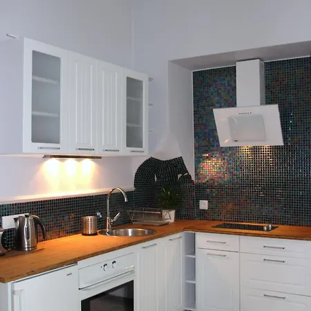 Apartment Golebia 3
