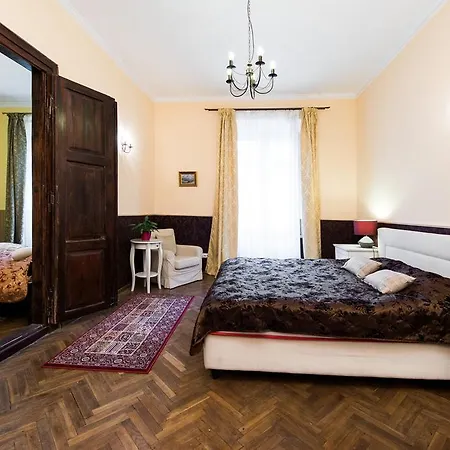 Golebia 3 Apartment *