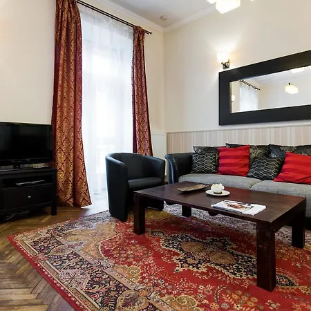 Apartment Golebia 3 *