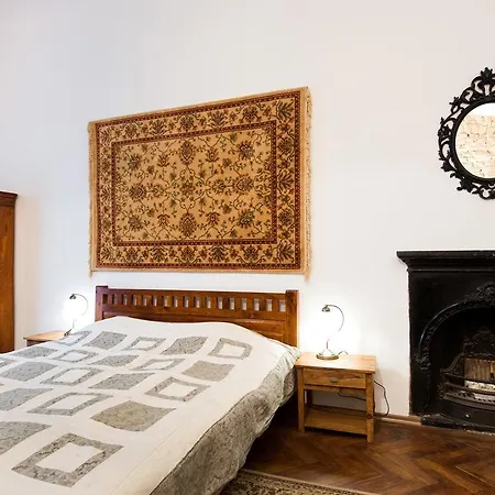 Apartment Golebia 3