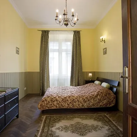 Golebia 3 Apartment