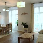 Apartment Golebia 3 *