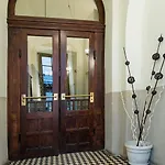 Golebia 3 Apartment *