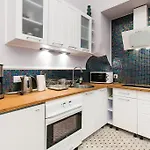 Apartment Golebia 3